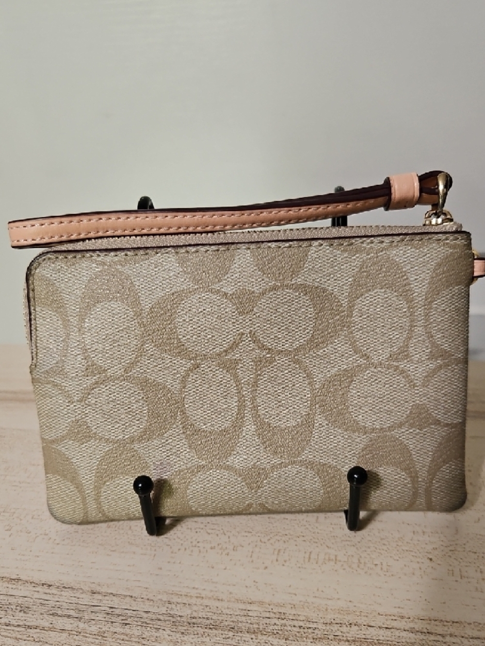 Coach EUC Khaki Canvas Wristlet with Light Peach Strap - Picture 2 of 8